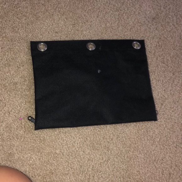 Barely used soccer pencil pouch of Columbus Crew - Picture 2 of 3